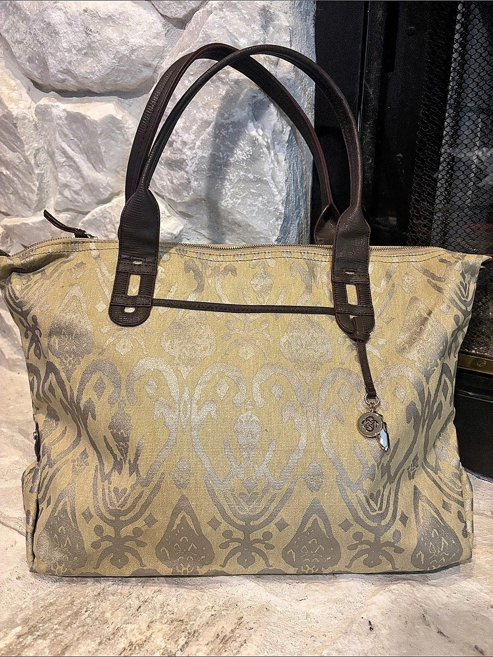 Stella & dot Patterned Tote in Gold & Brown